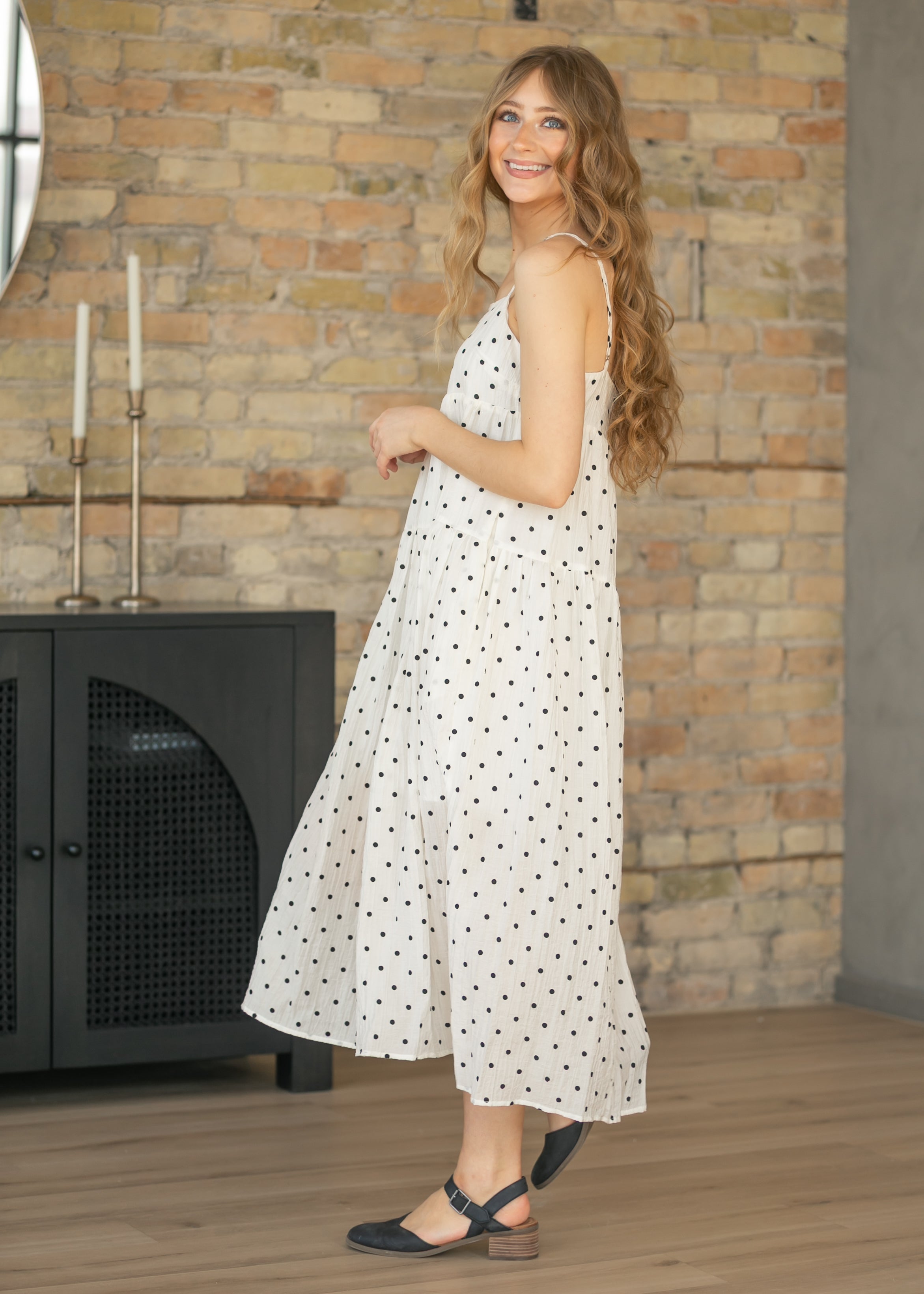 Things Between® Zoe Spaghetti Strap Maxi Dress