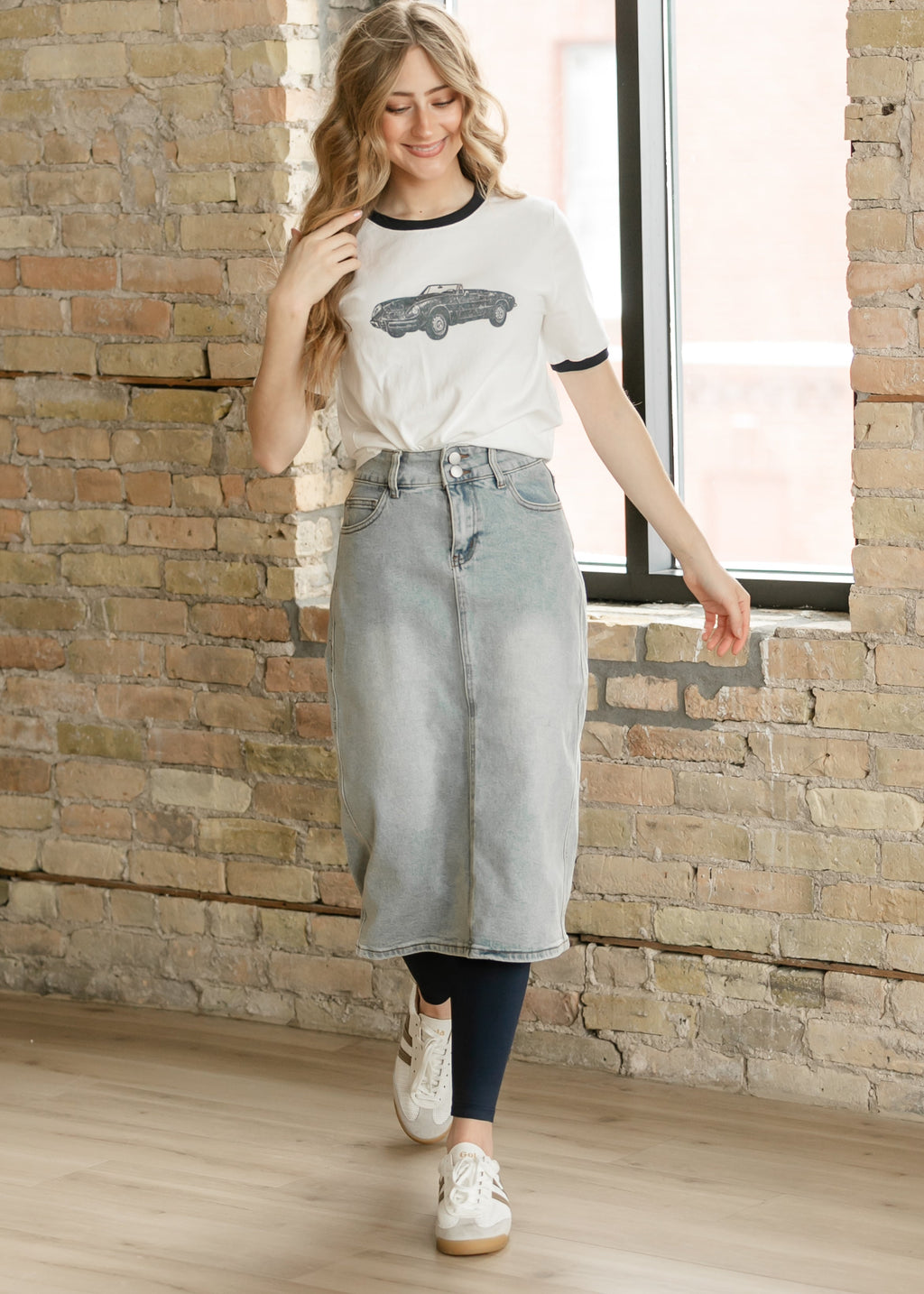 Things Between® Vintage Car Graphic T-Shirt - FINAL SALE
