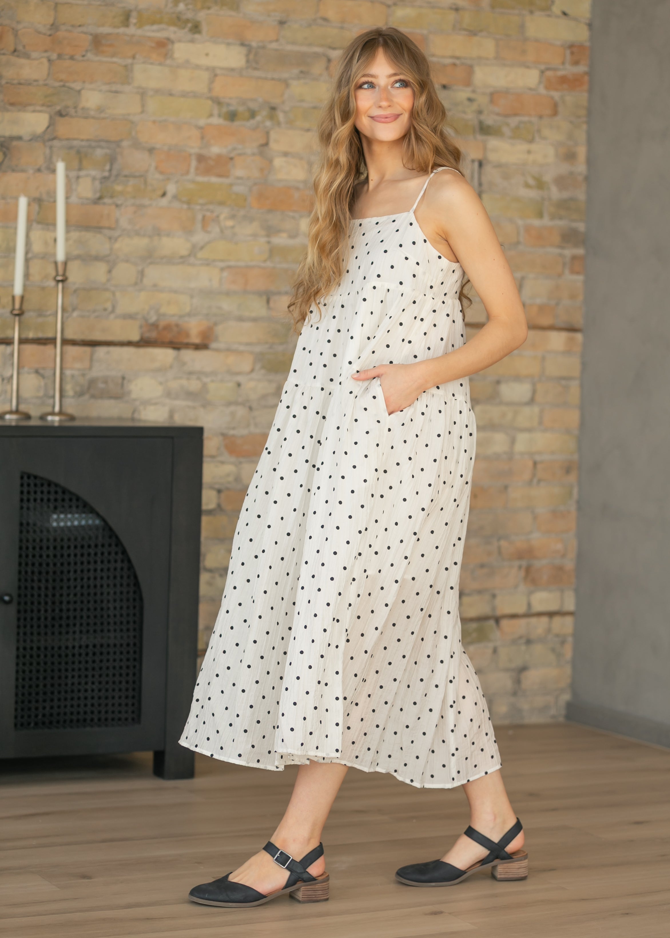 Things Between® Zoe Spaghetti Strap Maxi Dress